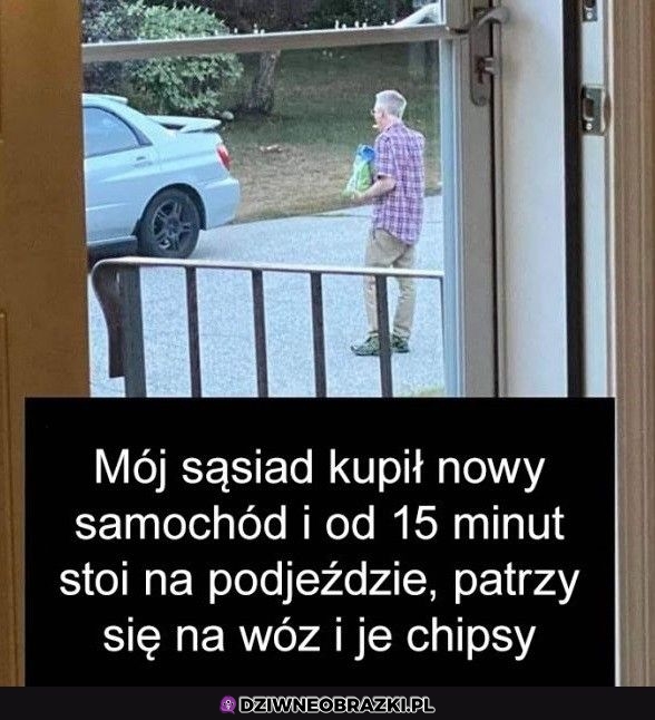 Podziwia