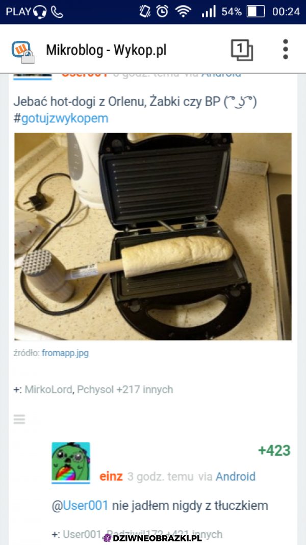 Ciekawy hotdog