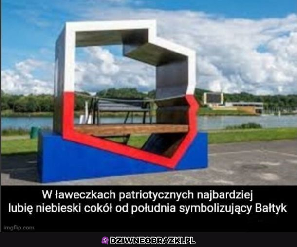 Jakaś dziwna ta ławeczka 