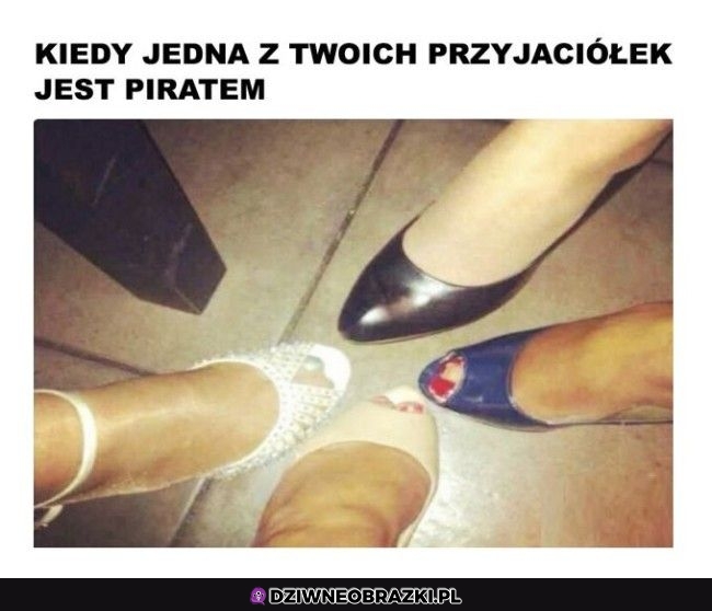 Jedna z nich jest piratem